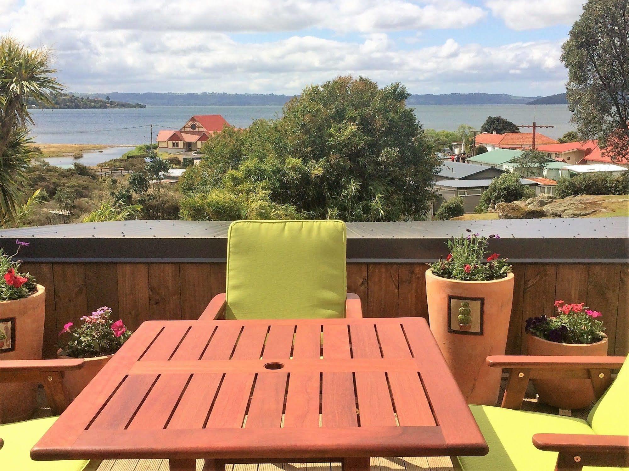 Lakeside City Apartments - Penthouse And Studio Rotorua Exterior foto