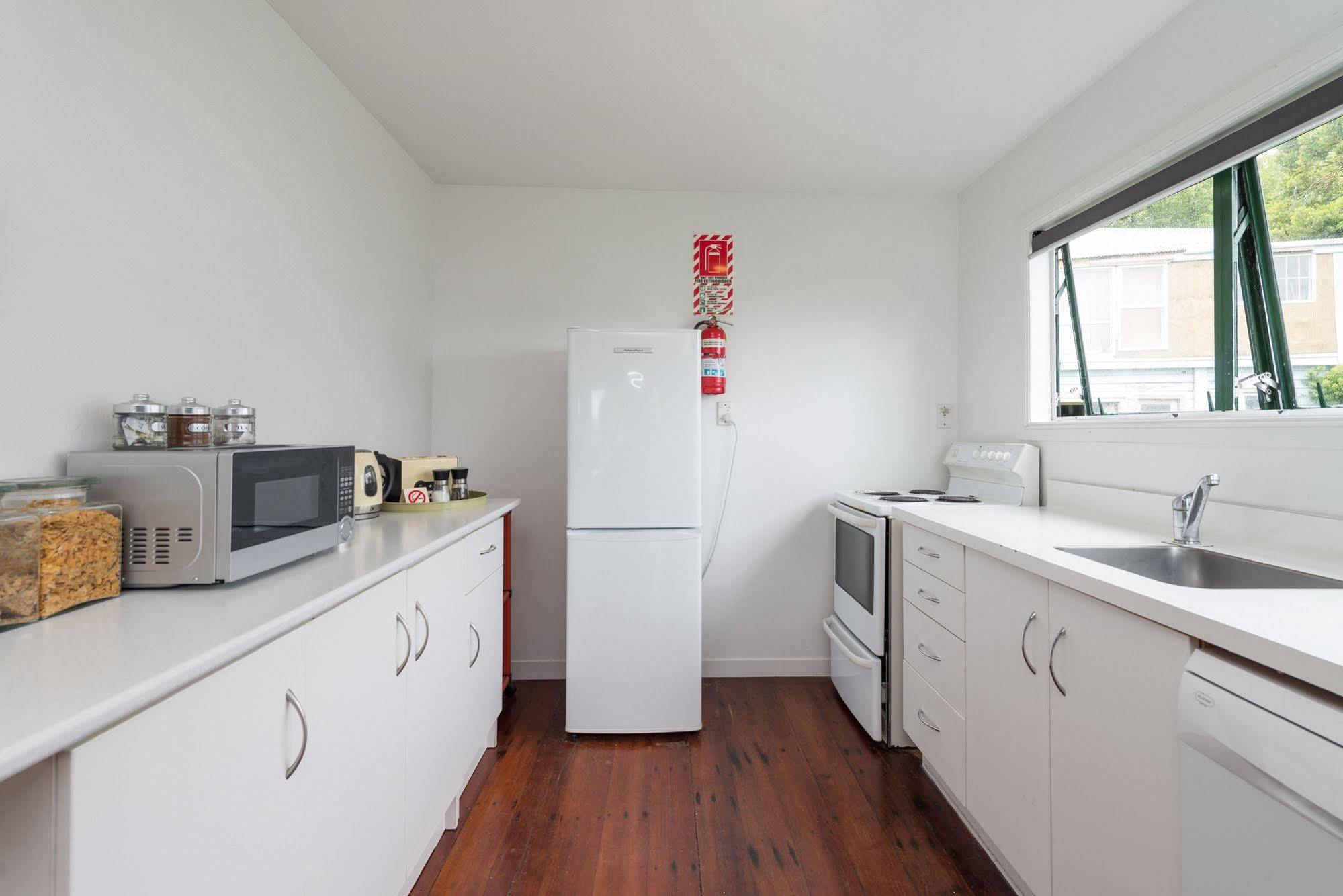 Lakeside City Apartments - Penthouse And Studio Rotorua Exterior foto